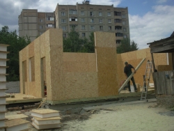 Канадский дом, стены и перекрытия из сип панелей, крыша стропильная с утеплением г. Харьков 240 м кв